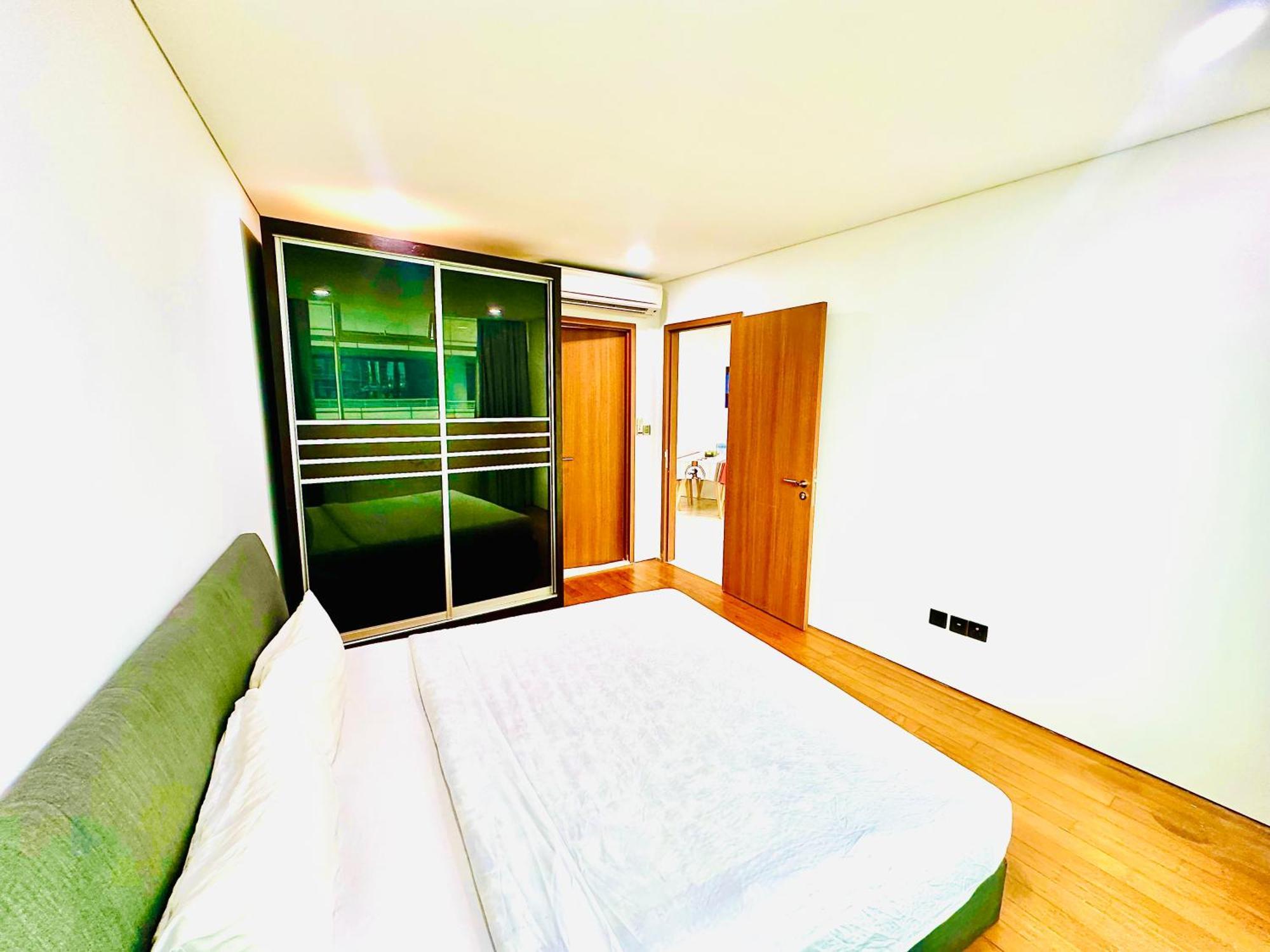 Like Vortex Klcc Apartment